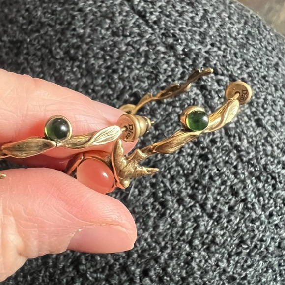 Elegant Gold and Green Women's hoop earrings - Picture 7 of 14